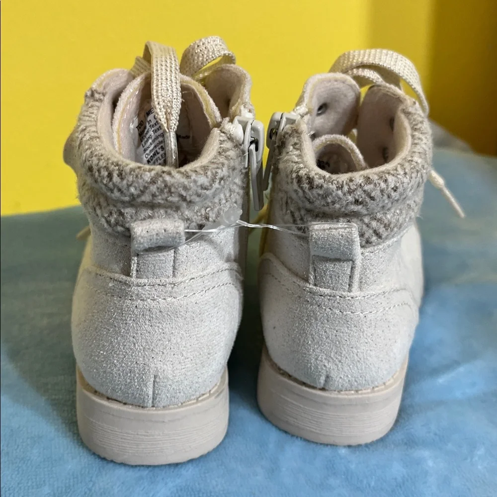 NEW Jumping Beans Cream Lace-Up Kids Boots size 7 toddler girls